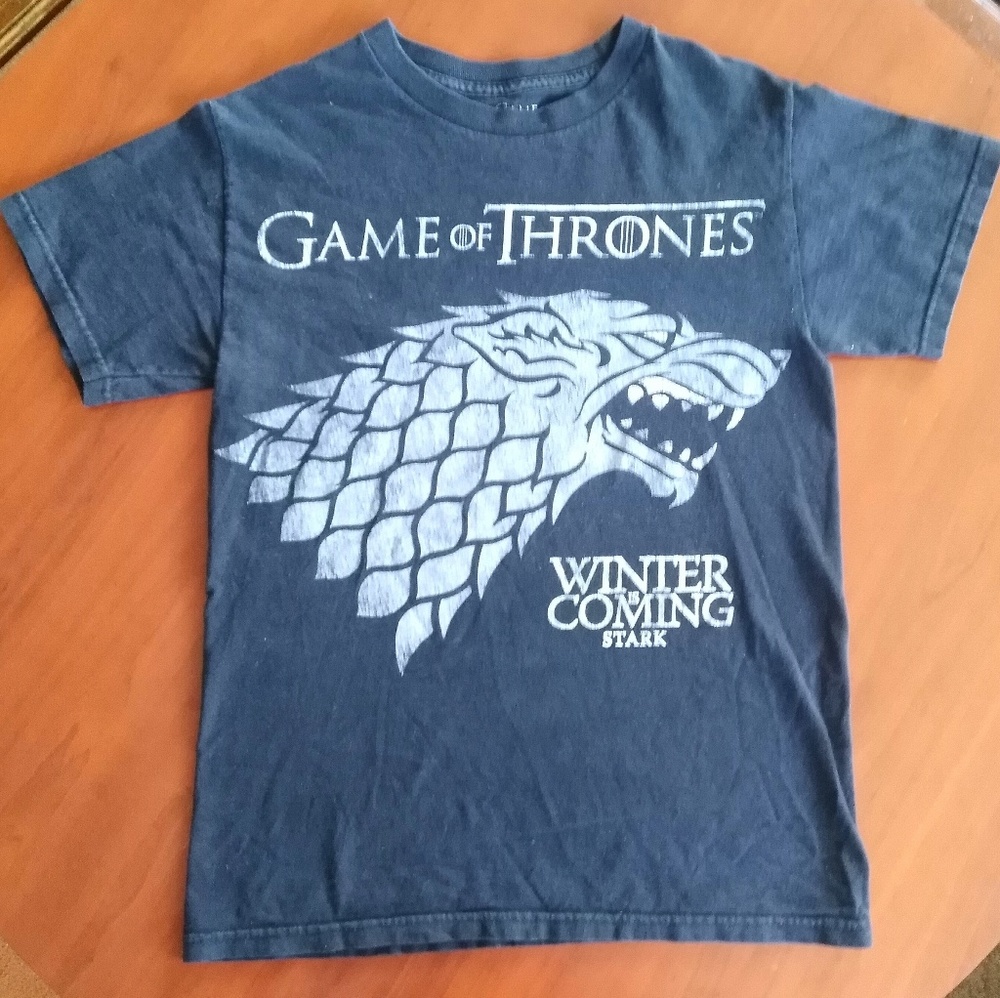 Game of thrones black T-shirt winter is coming